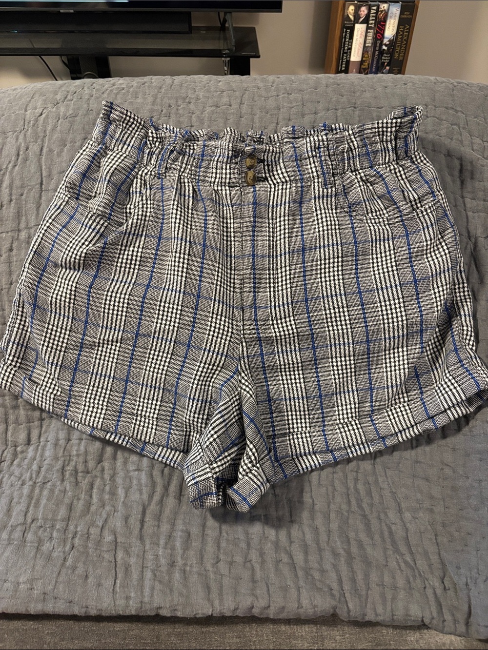 American Eagle Outfitters Grey, White & Blue Plaid High-Waist Shorts